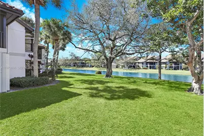 16671 N Traders Xing N #121, Jupiter, FL 33477 - Photo 13