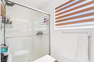 15111 NW 8th St, Pembroke Pines, FL 33028 - Photo 29