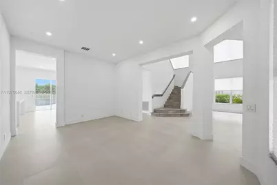1887 Harbor View Cir, Weston, FL 33327 - Photo 5