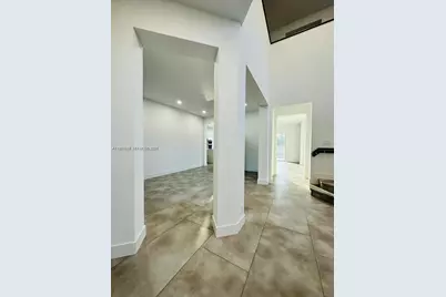 1887 Harbor View Cir, Weston, FL 33327 - Photo 31