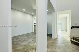 1887 Harbor View Cir, Weston, FL 33327 - Photo 31