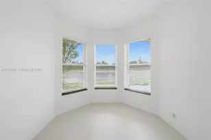 1887 Harbor View Cir, Weston, FL 33327 - Photo 55