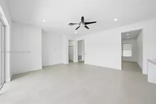 1887 Harbor View Cir, Weston, FL 33327 - Photo 11