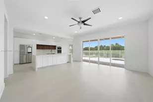 1887 Harbor View Cir, Weston, FL 33327 - Photo 13