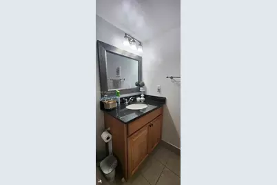 327 Lakeview Dr #103, Weston, FL 33326 - Photo 15