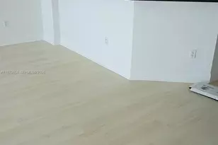 15051 Royal Oaks Ln, North Miami, FL 33181 - Photo 5