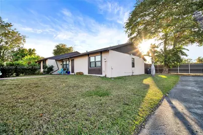 4600 SW 136th Pl, Miami, FL 33175 - Photo 1