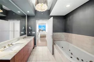 50 South Pointe Dr, Miami Beach, FL 33139 - Photo 11