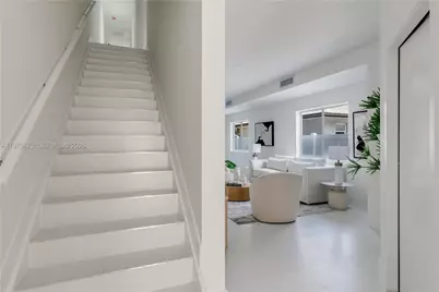 4789 NW 1st St, Miami, FL 33126 - Photo 5