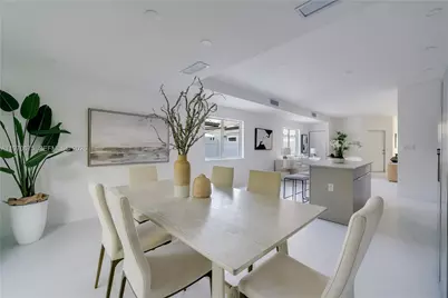 4789 NW 1st St, Miami, FL 33126 - Photo 17