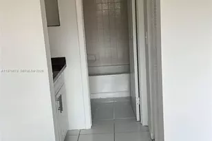 9808 Hammocks Blvd, Miami, FL 33196 - Photo 11