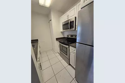 9808 Hammocks Blvd #203-23, Miami, FL 33196 - Photo 33