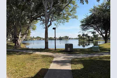 2091 NW 96th Ter #13E, Pembroke Pines, FL 33024 - Photo 27