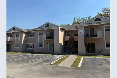 2091 NW 96th Ter #13E, Pembroke Pines, FL 33024 - Photo 1