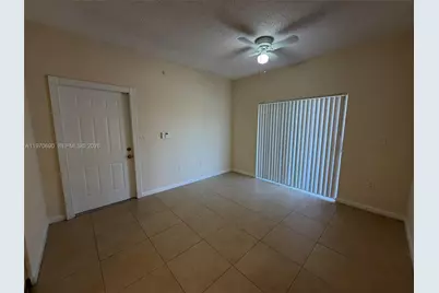 2091 NW 96th Ter #13E, Pembroke Pines, FL 33024 - Photo 3