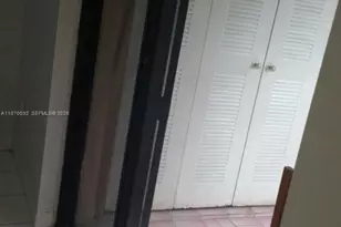 9810 Hammocks Blvd, Miami, FL 33196 - Photo 5