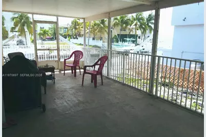 261 Burgundy Dr, Tavernier, FL 33070 - Photo 13