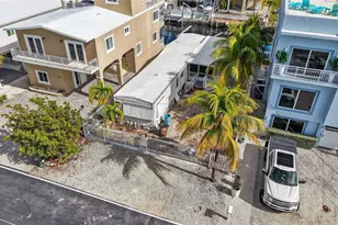 261 Burgundy Dr, Tavernier, FL 33070 - Photo 27