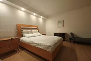 999 Brickell Bay Dr, Miami, FL 33131 - Photo 9