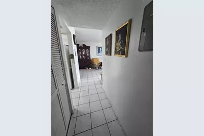 9688 Fontainebleau Blvd #409, Miami, FL 33172 - Photo 15