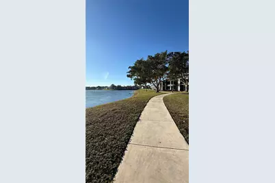 201 Lake Pointe Dr #202, Oakland Park, FL 33309 - Photo 23