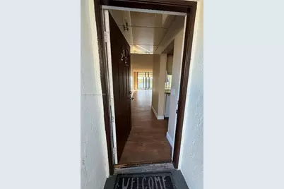 201 Lake Pointe Dr #202, Oakland Park, FL 33309 - Photo 3