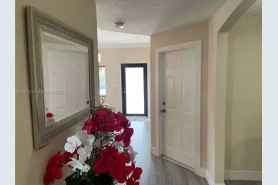 4481 NW 163rd St, Miami Gardens, FL 33054 - Photo 5