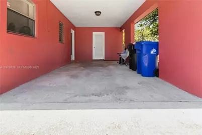 1021 SW 31st Ave, Fort Lauderdale, FL 33312 - Photo 3