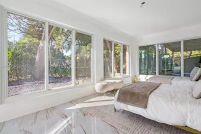 1001 NE 86th St, Miami, FL 33138 - Photo 21