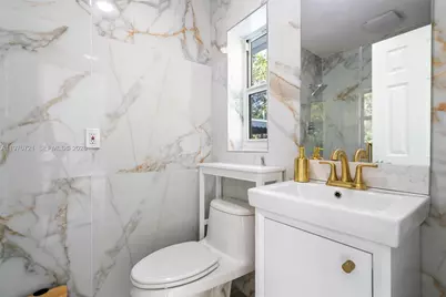 1001 NE 86th St, Miami, FL 33138 - Photo 25