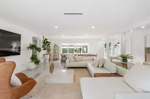 1001 NE 86th St, Miami, FL 33138 - Photo 9