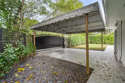 1001 NE 86th St, Miami, FL 33138 - Photo 35