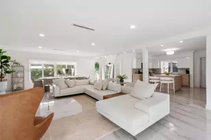 1001 NE 86th St, Miami, FL 33138 - Photo 9