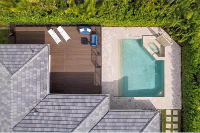 1001 NE 86th St, Miami, FL 33138 - Photo 3