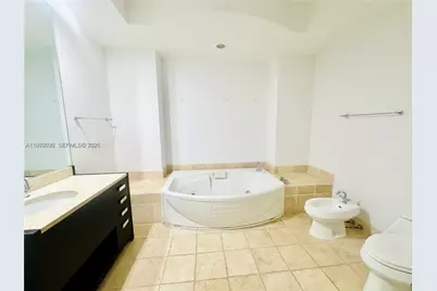 18201 Collins Ave #4808, Sunny Isles Beach, FL 33160 - Photo 23