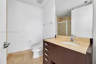 18201 Collins Ave, Sunny Isles Beach, FL 33160 - Photo 25