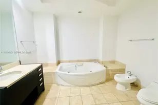 18201 Collins Ave, Sunny Isles Beach, FL 33160 - Photo 15