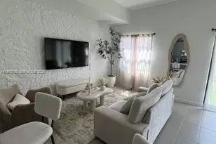 2526 Pierce St, Hollywood, FL 33020 - Photo 3