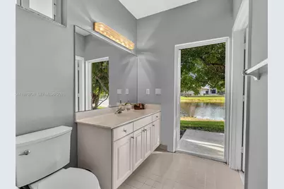 2756 Meadowood Dr #2756, Weston, FL 33332 - Photo 75