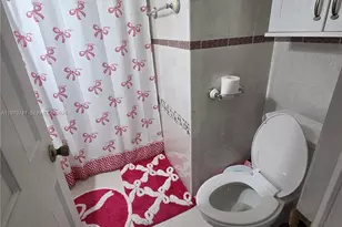 11941 SW 175th St, Miami, FL 33177 - Photo 7