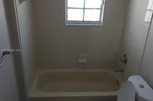 1212 Belmont Ln, North Lauderdale, FL 33068 - Photo 11