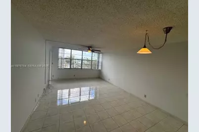 2761 Taft St #408, Hollywood, FL 33020 - Photo 3