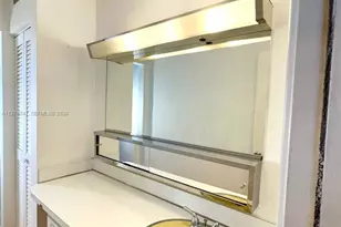 1658 Bay Rd, Miami Beach, FL 33139 - Photo 21