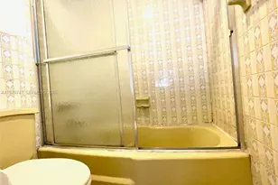 1658 Bay Rd, Miami Beach, FL 33139 - Photo 25