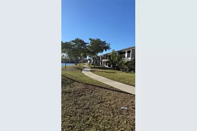 201 Lake Pointe Dr #202, Oakland Park, FL 33309 - Photo 21