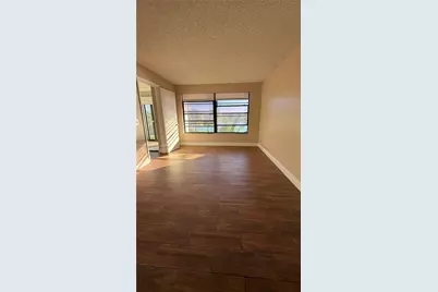 201 Lake Pointe Dr #202, Oakland Park, FL 33309 - Photo 13