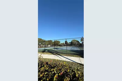 201 Lake Pointe Dr #202, Oakland Park, FL 33309 - Photo 23