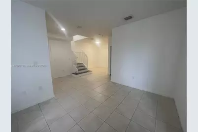 2744 SE 15th Pl #136, Homestead, FL 33035 - Photo 3