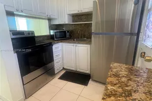 2910 Point E Dr, Aventura, FL 33160 - Photo 11