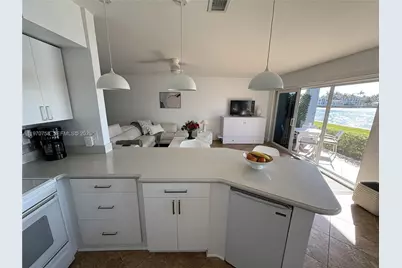 1201 S Riverside Dr #107, Pompano Beach, FL 33062 - Photo 5